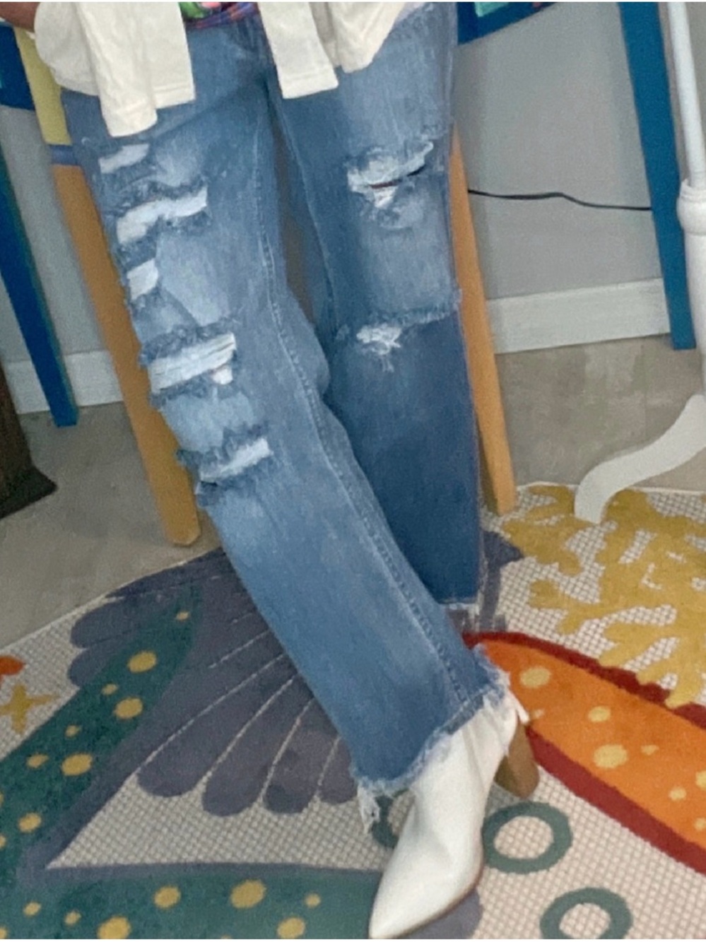 Women's Distressed Straight-Leg Jeans in Medium Blue